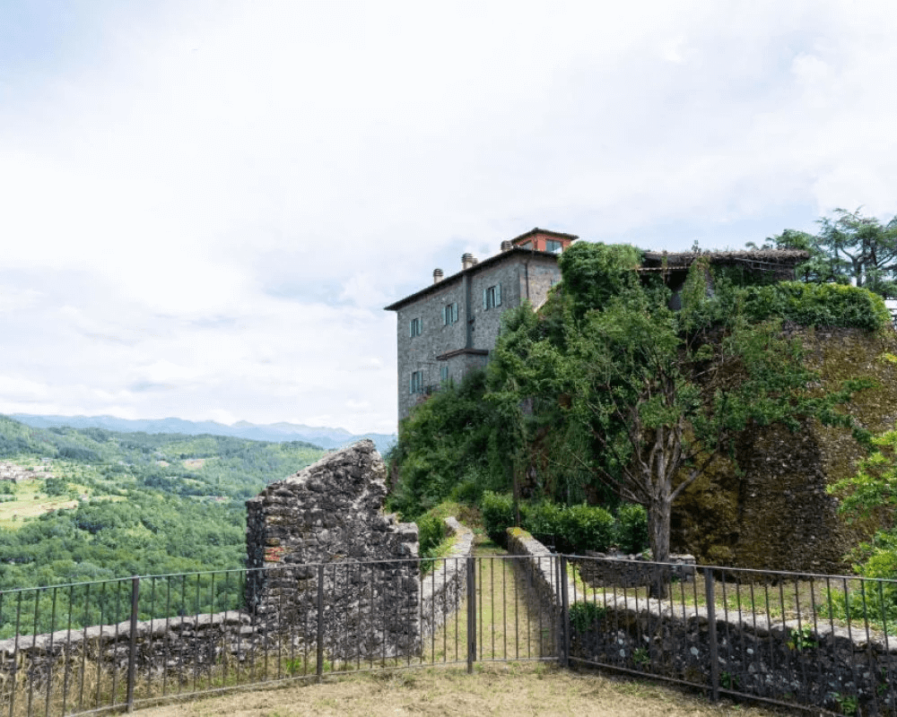 Rocca di Camporgiano
